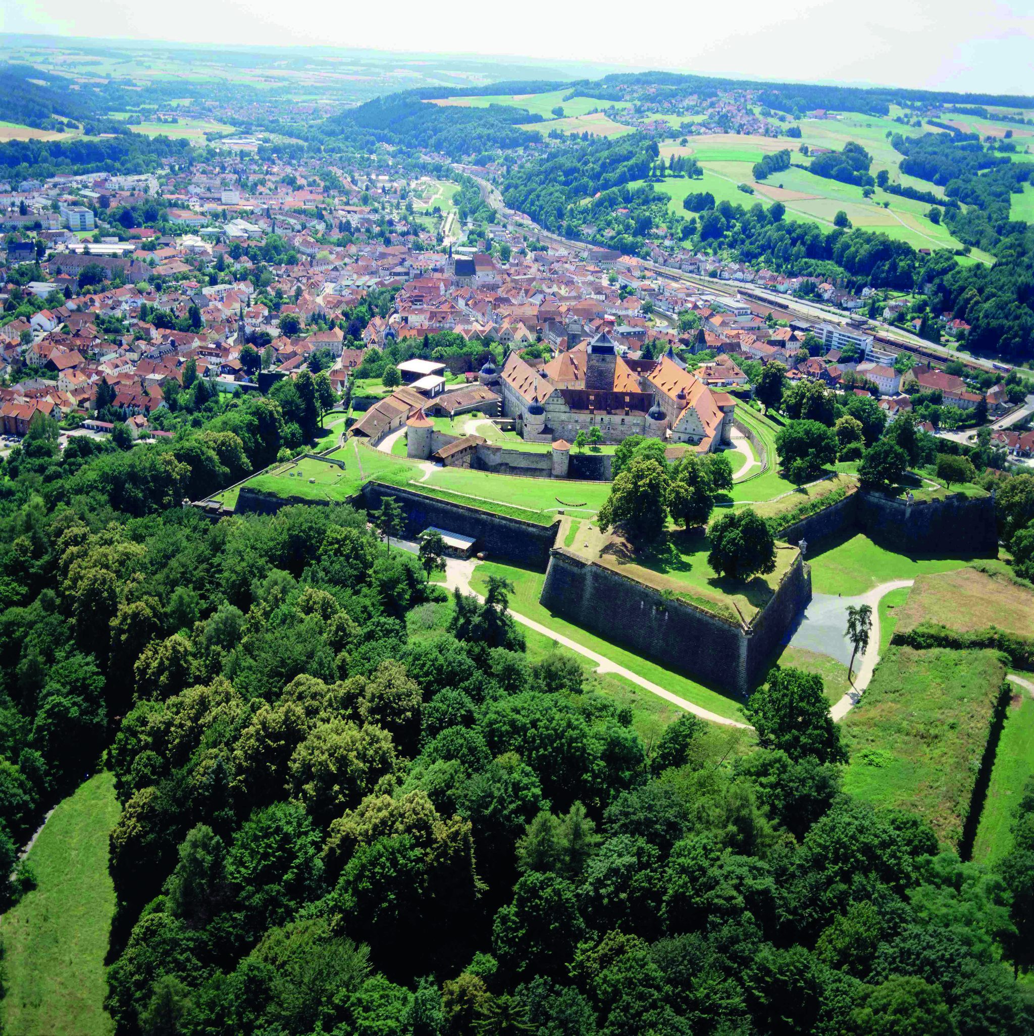 OBERFRANKEN FREIZEIT & SPORT Treffpunkt Deutschland OBERFRANKEN FREIZEIT & SPORT Treffpunkt Deutschland