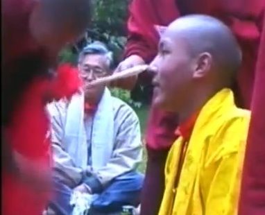 Still of Chen Li-and and Ogyen Trinley Dorje in Tibet, 1999