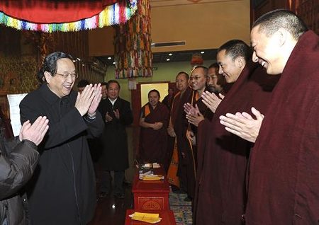 Photograph of Yu Zhengsheng at the China Advanced Institute of Tibetan Buddhism, 2013