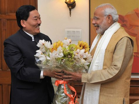 Photograph of Pawan Chamling and Narendra Modi, 2015
