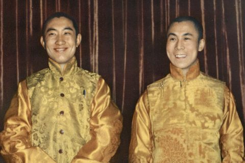 Photograph of Choekyi Gyaltsen and Tenzin Gyatso, 1954