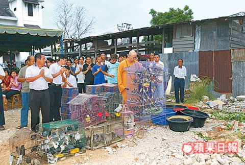 Photograph of Hai Tao in Aceh, 2005