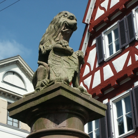 Calw Löwe auf Marktbrunne © Stadt Calw