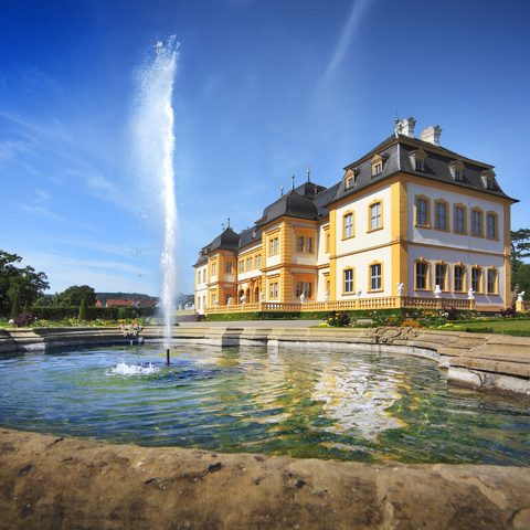 Schloss Veitshöchheim Fotograf: Ronald Grunert-Held Mit freundlicher Genehmigung der Bayerischen Schlösser- und Seenverwaltung Quelle: Gemeinde Veitshöchheim Tourist-Information
