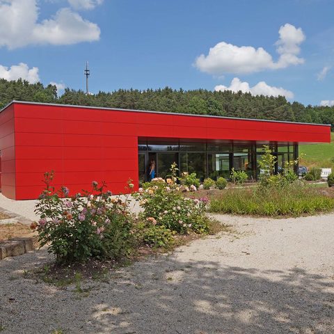 Mensa Quelle: Archiv Gemeinde Neudrossenfeld, Herr Wunner, Stadt Bayreuth, Frau Dr. Fohrbeck, privat.