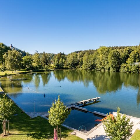 Naturfreibad Bad Clevers
Bildrechte: Louis Zuchtriegel
Quelle: Kur-und Gästeinformation Bad Grönenbach