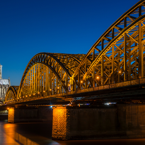 Köln - Kölner Dom & Hohenzollernbrücke ©KölnTourismus / Badurina Touristische Lizenz