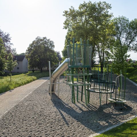 Klingenweiherpark Erlebnisspielplatz © Laura Loewel /Touristikservice Wassertrüdingen