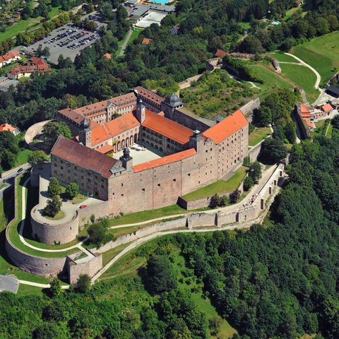 Kulmbach Plassenburg Luftbild Hajo Dietz © Bayerische Schlösserverwaltung www.schloesser.bayern.de