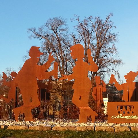Kreisverkehr Schwarzbräu Bild von Titelkopf Quelle: Markt Zusmarshausen 