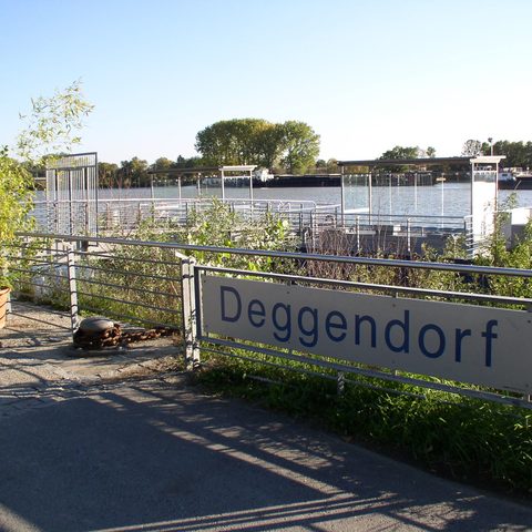 Deggendorf Schiffsanlegestelle Donau Foto Stadt Deggendorf Quelle: Tourismusverbandes Ostbayern e.V.