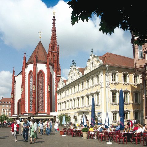 Marienkapelle und Haus zum Falken Bildnachweis Congress-Tourismus-Würzburg, A. Bestle.
