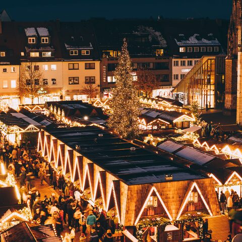 Der berühmte Ulmer Weihnachtsmarkt.
© Ulm/Neu-Ulm Touristik GmbH, Johannes Gloeggler CC BY ND DE 3.0