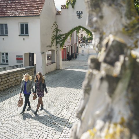 Klostergasse Historische Altstadt Bildnachweis Dietmar Denger Quelle: Amt für Touristik -Tourist-Information - Stadt Neumarkt i.d.OPf. 