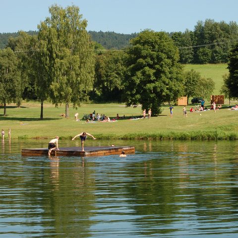 Badeweiher Quelle: Tourismusbüro Waldthurn