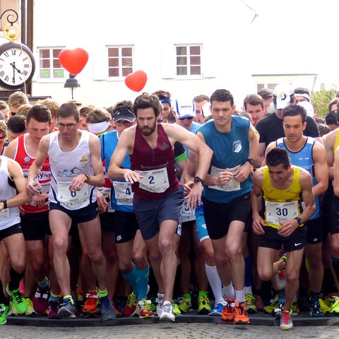 IFB HiRo Run, Halbmarathon Hilpoltstein La Carrera Sabine Frisch Quelle: Stadt Hilpoltstein, Amt für Kultur und Tourismus