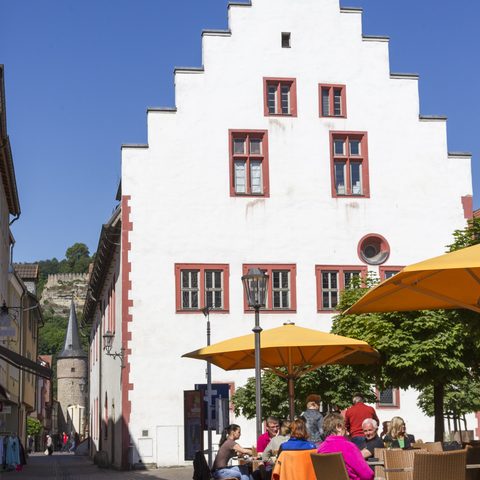 Historisches Rathaus Tor © Stadt Karlstadt