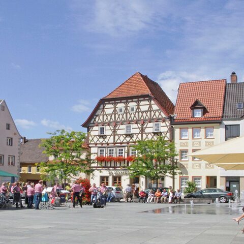 Mellrichstadt - Marktplatz ©  Petra Dietz / Verein für 
Tourismus & Stadtmarketing e.V.