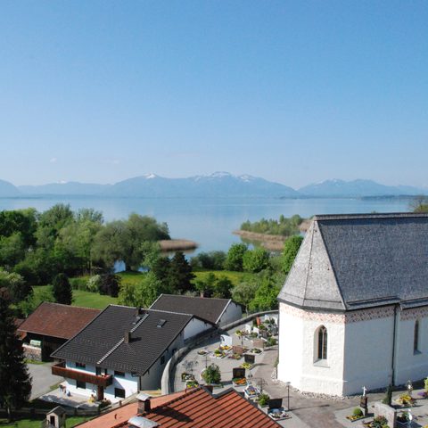 Kirche Seebruck © Tourist-Information Seebruck Quelle: Tourist-Information Seebruck