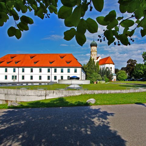 Sankt Martin mit Schloss © Stadt Marktoberdorf / Sabrina Schindzielorz
