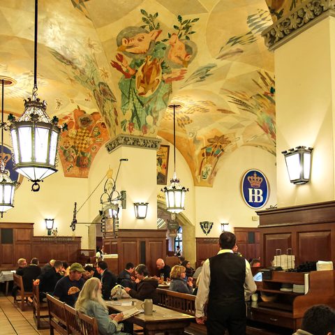 Hofbräuhaus München Gastraum, © München Tourismus, Werner Böhm.