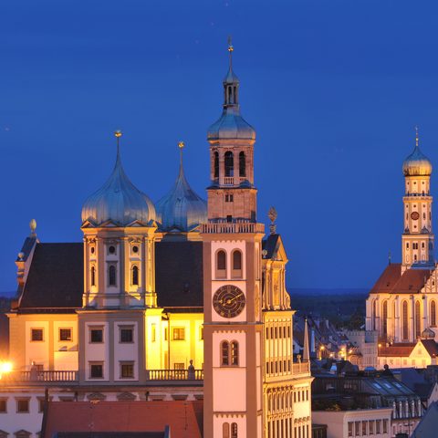 Perlach-Rathaus und  St. Ulrich-Foto Regio Augsburg Tourismus GmbH, Friedrich Stettmayer-2