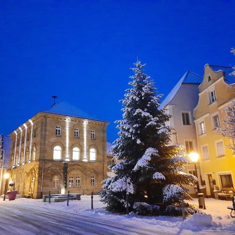 Rathaus, Winter, Schnee © Touristikservice Wassertrüdingen