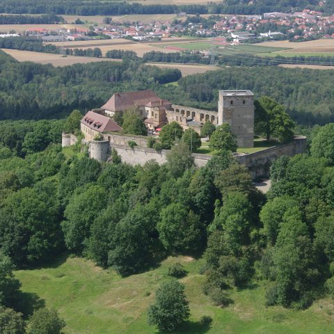 Giechburg heute - Luftaufnahme (Quelle: Specialmoments.de)