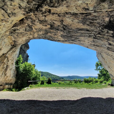 Hohlloch bei St. Wolfgang © Stadt Velburg / Fotograf Katja Schumann
