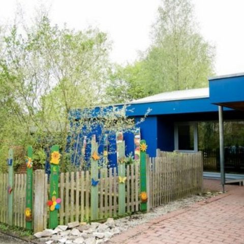 Haselbusch Quelle: Archiv Gemeinde Neudrossenfeld, Herr Wunner, Stadt Bayreuth, Frau Dr. Fohrbeck, privat.