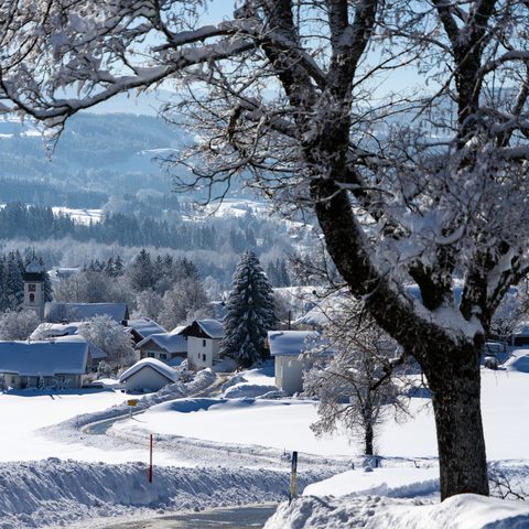 Sulzberg Moosbach Winter © Dominik Luschtenetz Quelle: Allgäuer Seenland 