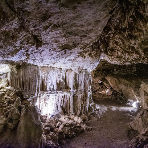 König-Otto-Tropfsteinhöhle Velburg © Stadt Velburg / Fotograf Anna Gross