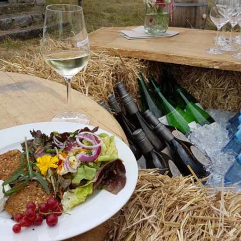 „SinnesWandeln“ – ein ganz besonderes kulinarisches Erlebnis mitten in der Natur Quelle: Touristikrat Nordheim am Main