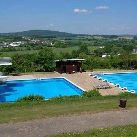 Beheiztes Freibad am Losberg Ebern Quelle: Tourist-Information Ebern