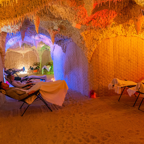 Spessart Therme Totes-Meer Salzgrotte © Kur und Freizeit GmbH