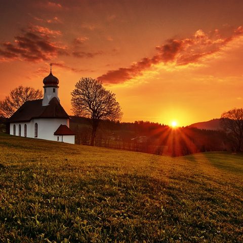 Weitnau Waltramser Kapelle Abendstimmung Quelle: Allgäuer Seenland 