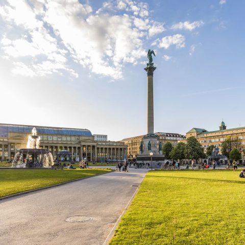 Schlossplatz Stuttgart © Stuttgart-Marketing GmbH / Werner Dieterich