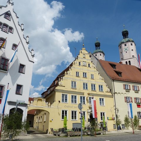 Stadtpfarrkirche St. Emmeram  ©  Tourist-Information Wemding