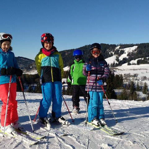 Weitnau_Winterskitag Quelle: Allgäuer Seenland 