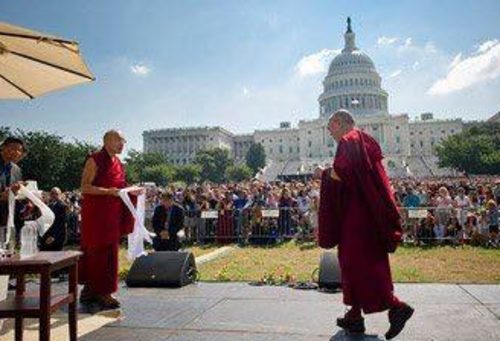 Photo of  Karmapa Ogyen Trinley Dorje and Dalai Lama in D.C. 2011