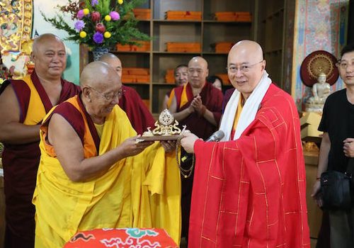 Photograph of Hai Tao and Geshe Lobsang Delek, 2015