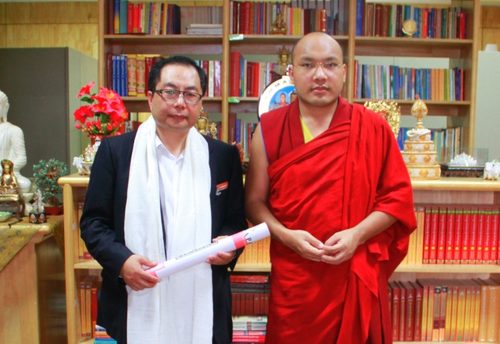 Photograph of Xiao Wunan and Ogyen Trinley Dorje, 2012
