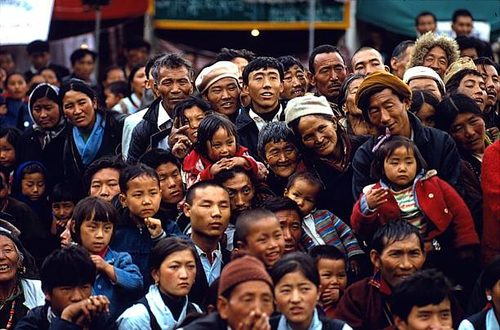 Photograph of Tibetan refugees
