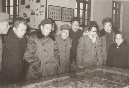 Photograph of Ren Wuzhi, 1984