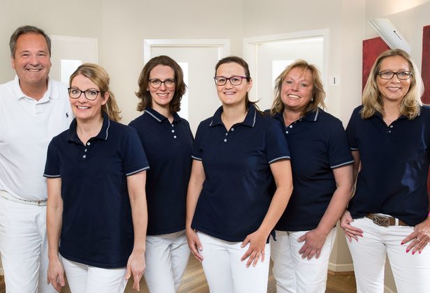 Dr. Wegdell Hamburg Praxisteam Zahnarztpraxis