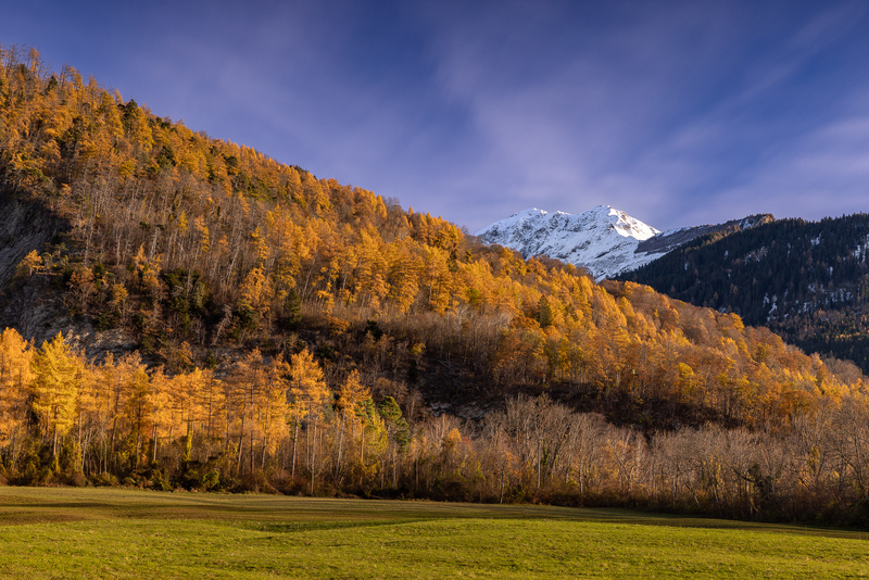 Trimmis im Herbst – Blick Richtung Fulberg