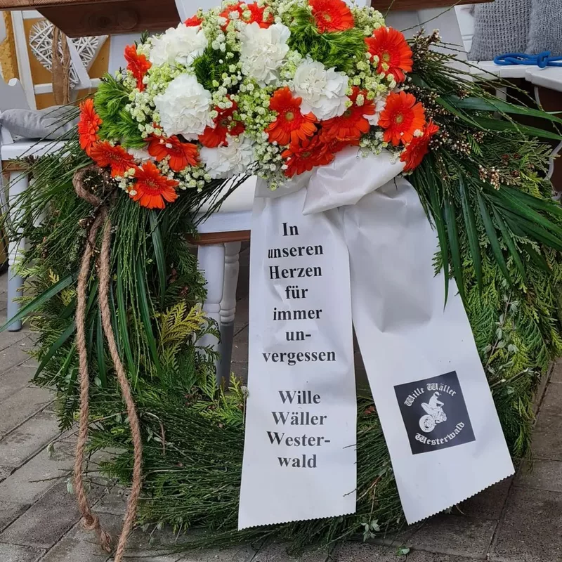 Trauerkranz  in Haiger kaufen