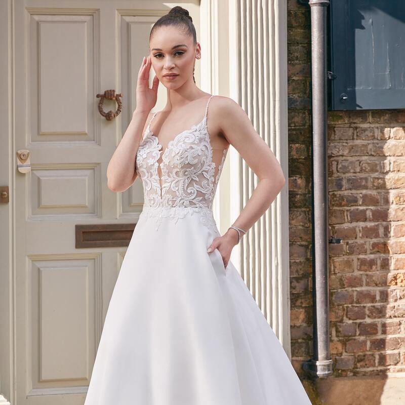 Adore by Justin Alexander