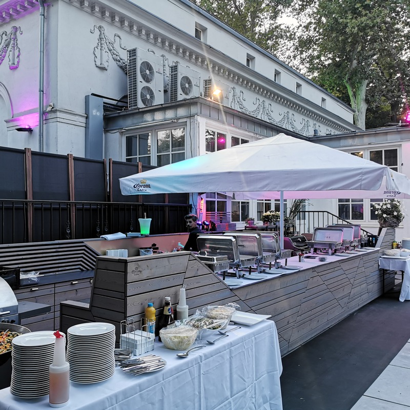 Gedeckter Hochzeits Tisch