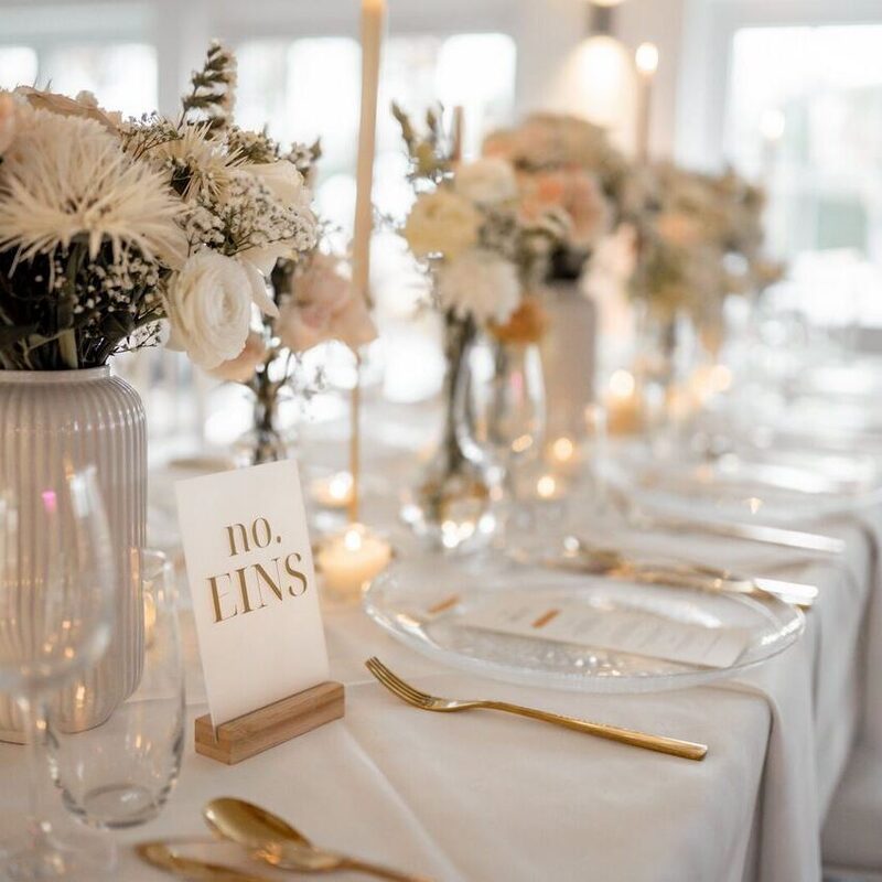 Gedeckter Hochzeits Tisch